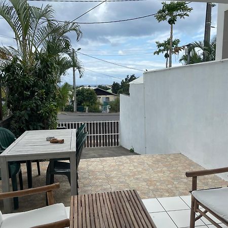 Studio 40M2 Saint Gilles Les Bains Bagian luar foto