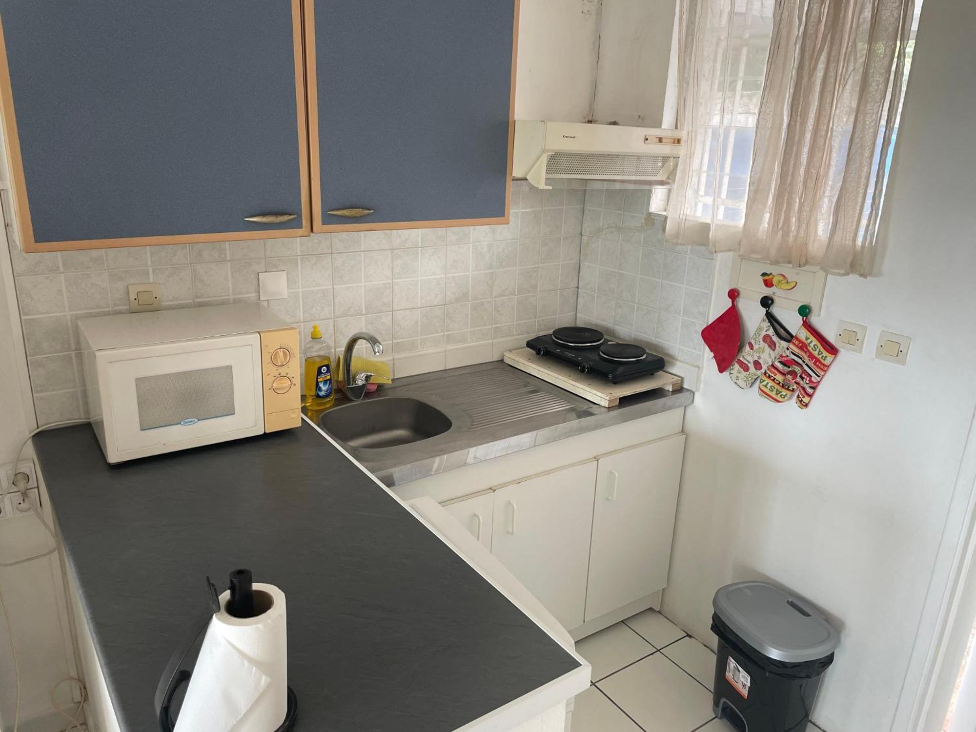Studio 40M2 Saint Gilles Les Bains Bagian luar foto